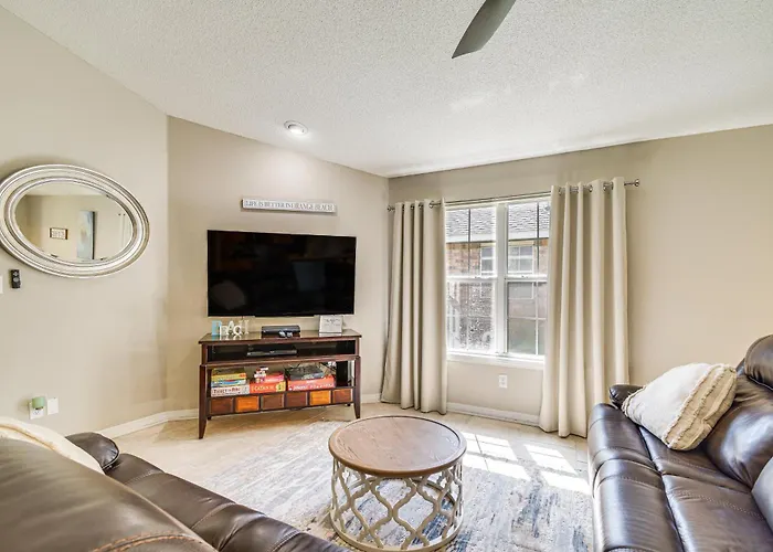 Orange Beach Home With Hot Tub Less Than 2 Mi To The Wharf
